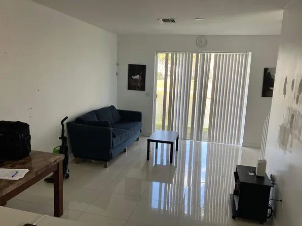 3563 NW 13th St, Fort Lauderdale, FL 33311