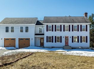 108 Royalston Rd N, Winchendon, MA 01475
