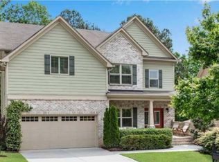 5672 Leaf Ridge Ln, Buford, GA 30518