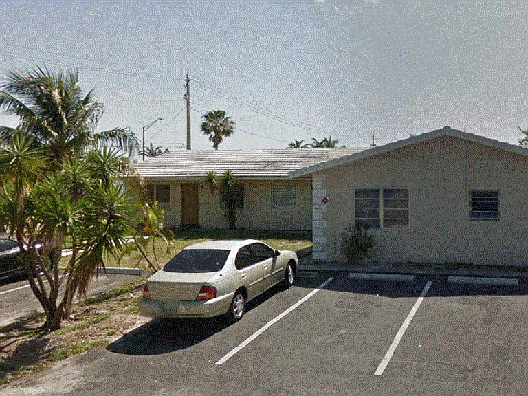 3498 NE 11 Ave Oakland Park, FL 33334 — Photo 1