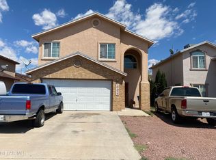 10325 Valle Suave Dr, Socorro, TX 79927