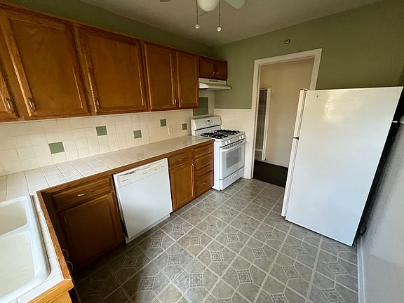 3rd image of 1314 Travis Heights Blvd APT B
