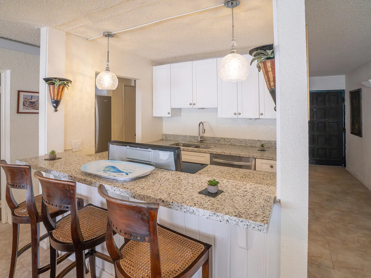 2 bed, 1200 sqft, $2,500 — Photo 4