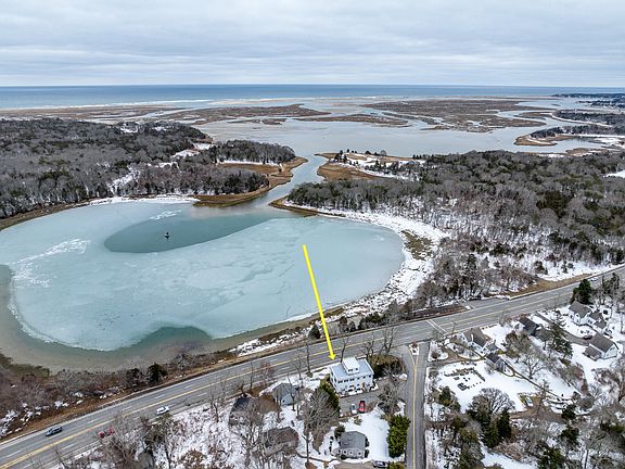 2nd image of 21 Locust Road UNIT 21