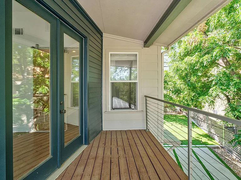 307 W Annie St — Photo 26
