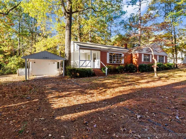 1302 Calla Cir, Fayetteville, NC 28303
