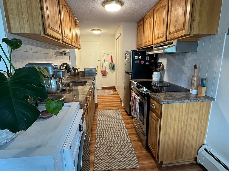 799 Dahlia St #204 — Photo 16