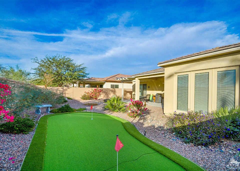 1st image of 39155 Camino Las Hoyes