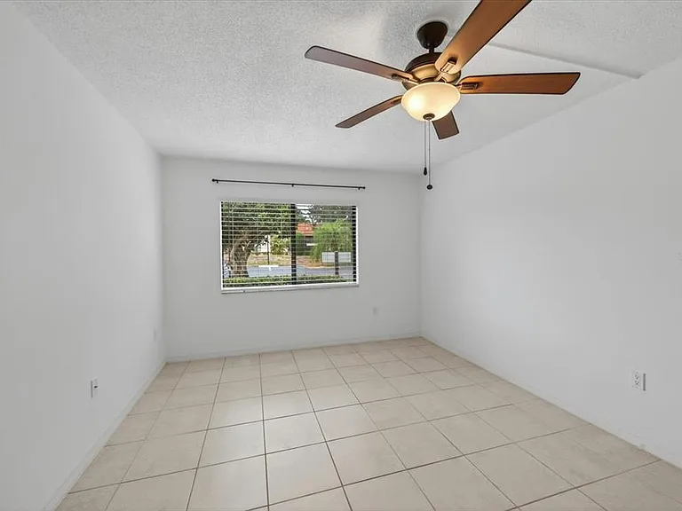 5735 Gardens Dr #5735 — Photo 23