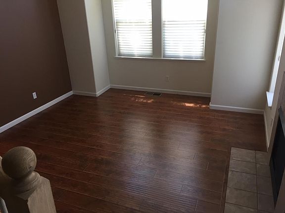 2nd image of 3490 Niblick Dr