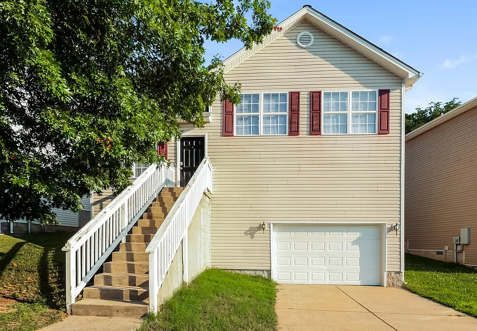 641 Belgium Dr