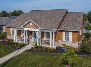 912 Mohawk St, Lewiston, NY 14092