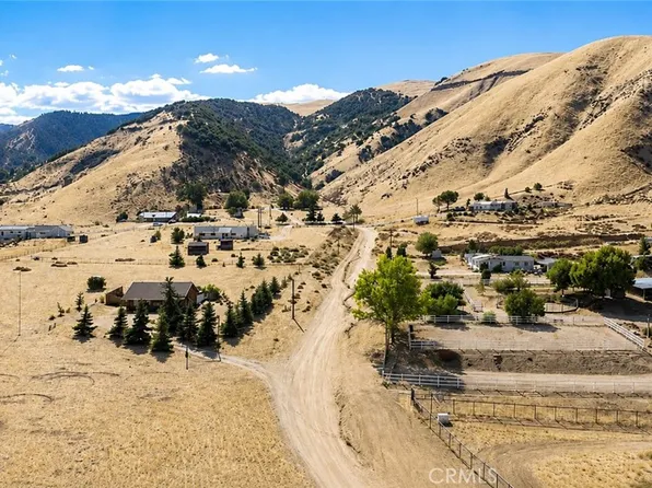 3227 Taylor St, Lebec, CA 93243