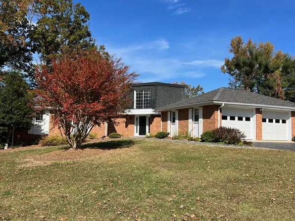 116 Sheffield Dr, Danville, VA 24541