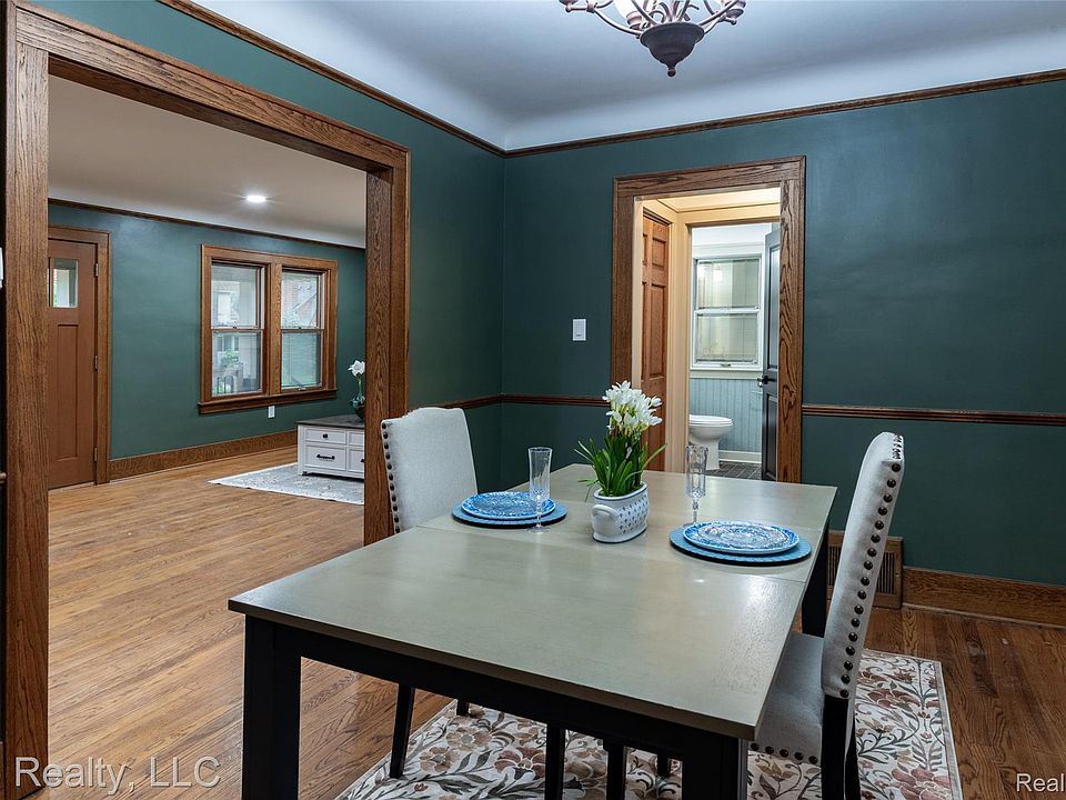 735 Withington St, photo 13