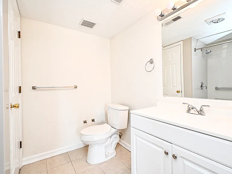 3021 Stratford Ct #1 — Photo 29