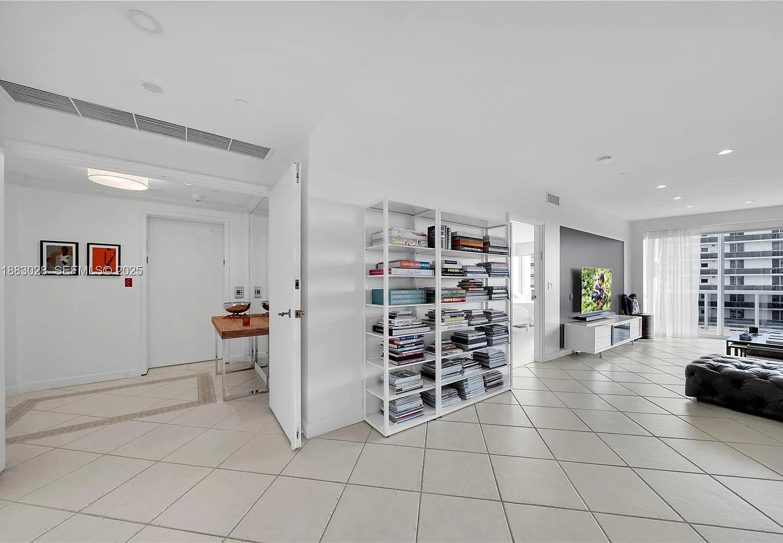 2 bed, 2160 sqft, $16,000 — Photo 3