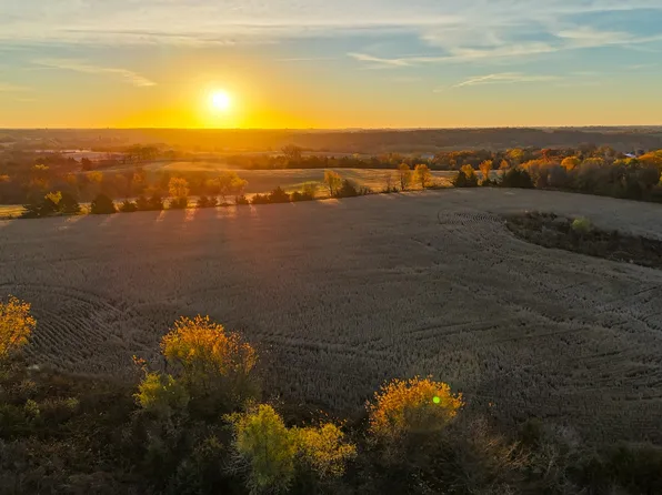 365 Street, Truro, IA 50257