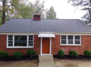 19212 Mockingbird Heights Rd, Triangle, VA 22172