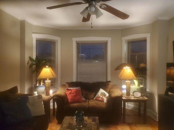 3rd image of 433 Garfield St APT 12