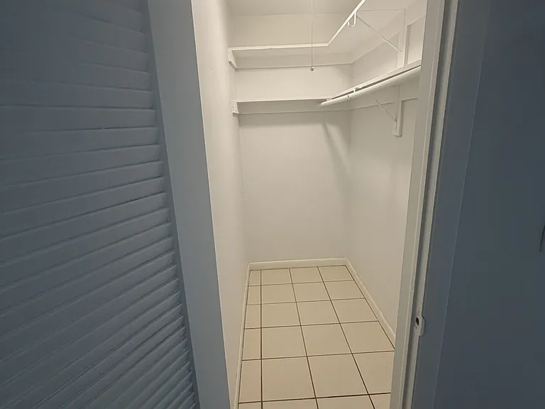 1201 SE 2nd Ct #115 — Photo 3