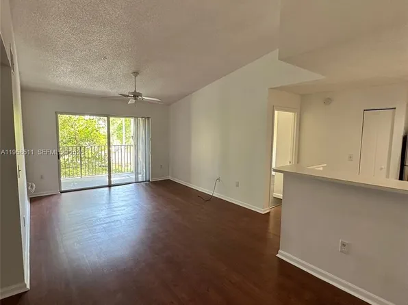 4848 N State Road 7 #4306, Coral Springs, FL 33073