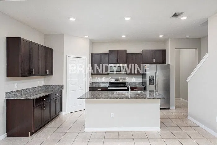 5595 Mercado Dr — Photo 10