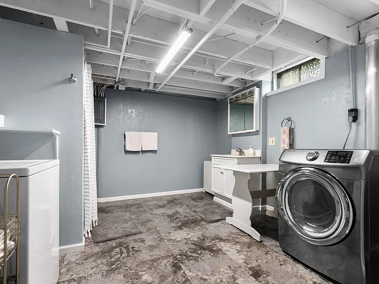 Laundry Room Cabinet