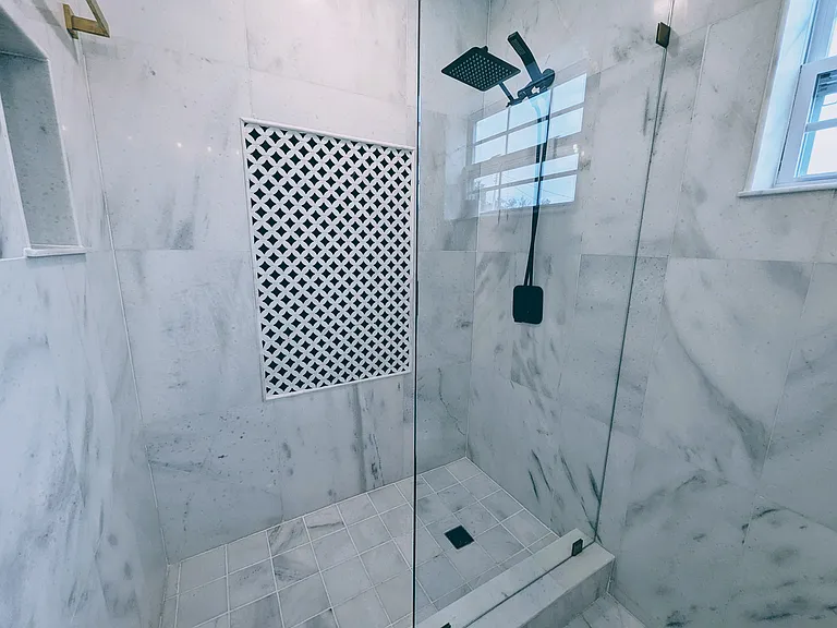 Guest bathroom in mudroom
