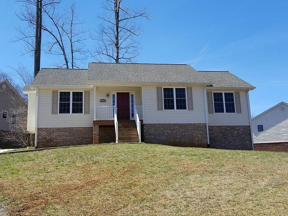 1st image of 115 Palmer Dr