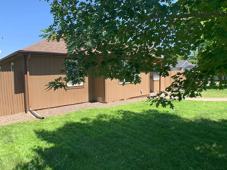 6205 W 45th Pl — Photo 2