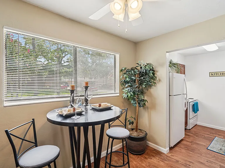 Liv Apartments — Photo 38