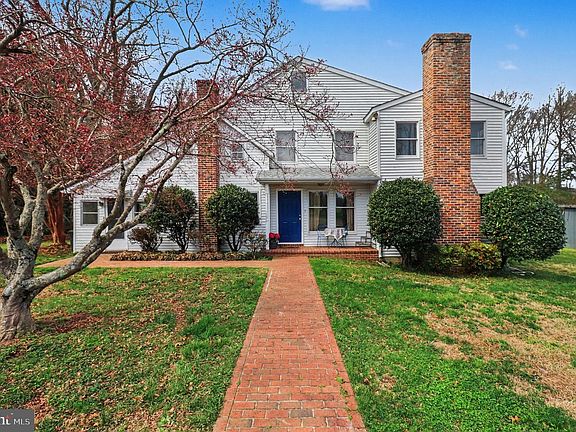 2nd image of 306 Jones Creek Rd