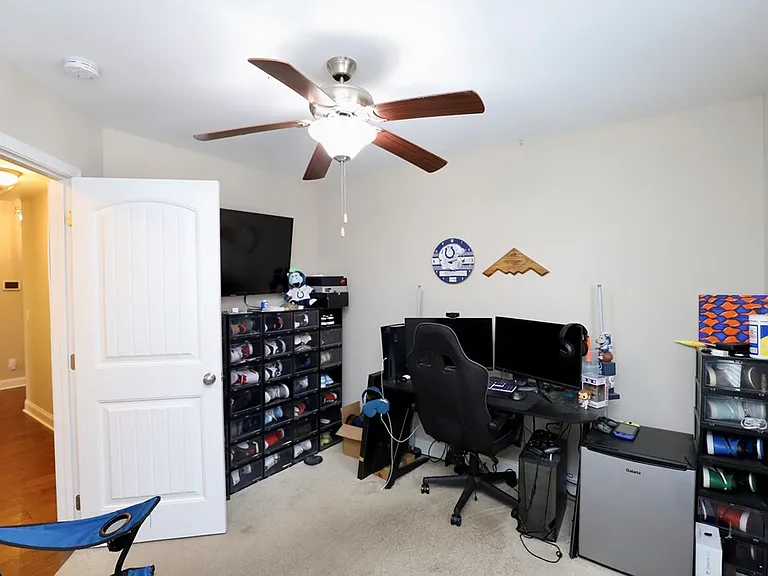 513 Waterlily Dr — Photo 14