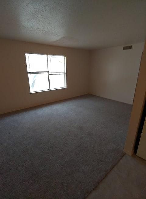 1st image of 4314 Vfw Dr APT 14