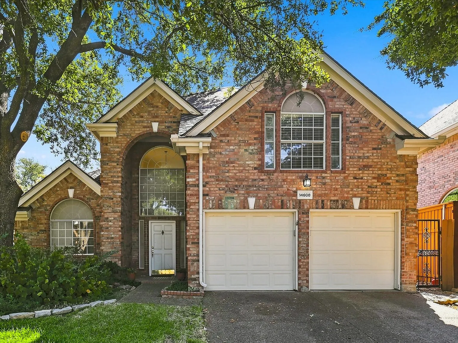 3 bed, 1805 sqft, $2,550 — Photo 1