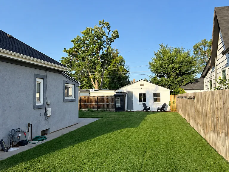 4876 Lowell Blvd — Photo 7