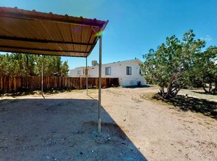 11025 Valencia St, Oak Hills, CA 92344