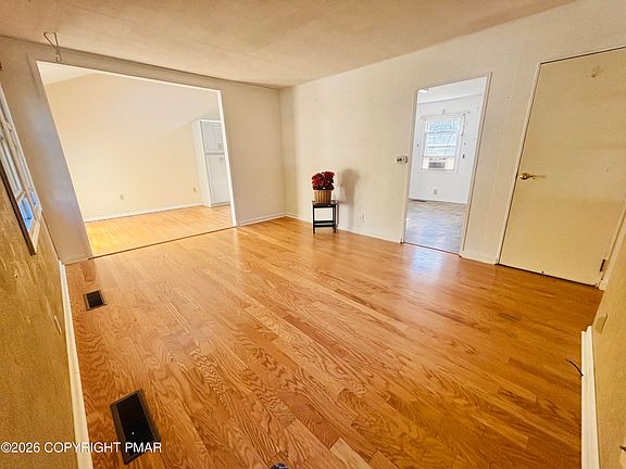 2nd image of 77 Ransberry Ave