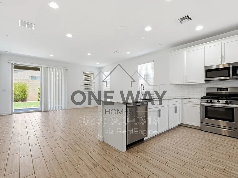 2962 E Mohave Ln — Photo 10