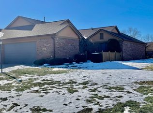 131 Ravenswood Dr #18D, Anderson, IN 46012
