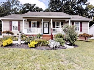 207 Sam Kinley Dr, Thomasville, NC 27360