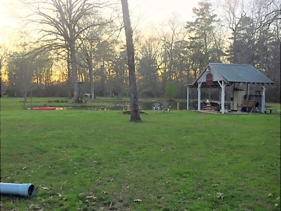 2nd image of 42150 Busitback Ln