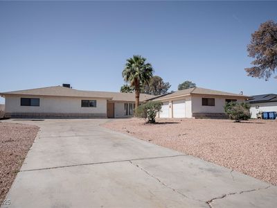 2755 E Russell Rd, Las Vegas, NV, 89120