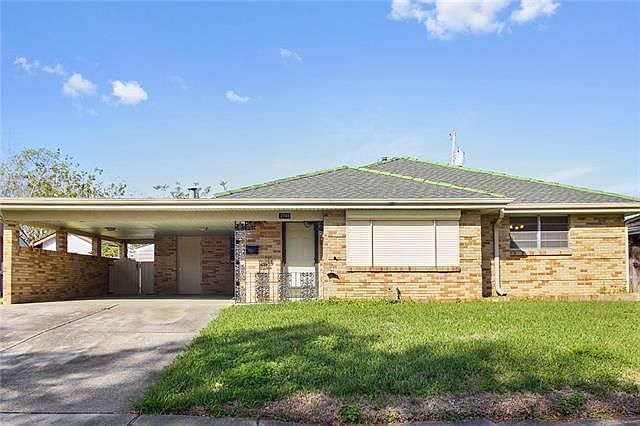 1st image of 2745 Somerset Dr