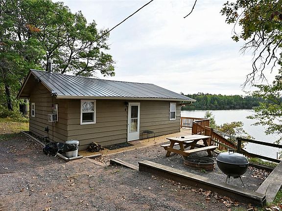 3rd image of 6833 View Point Lodge Road #15 (Cabin 4)