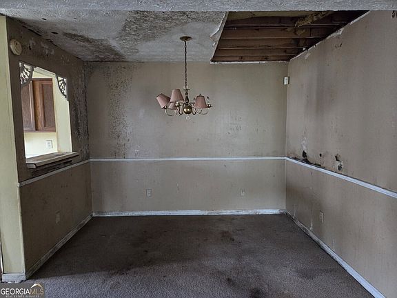 4th image of 9460 Cypress Ln