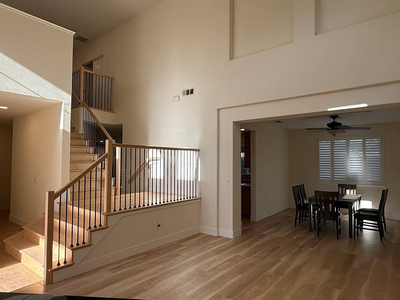 5 bed, 3431 sqft, $4,100 — Photo 2