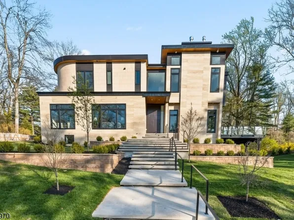 9 Far Brook Dr, Millburn Twp., NJ 07078