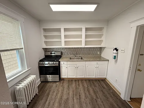 1005 Main St #3 Photo 1